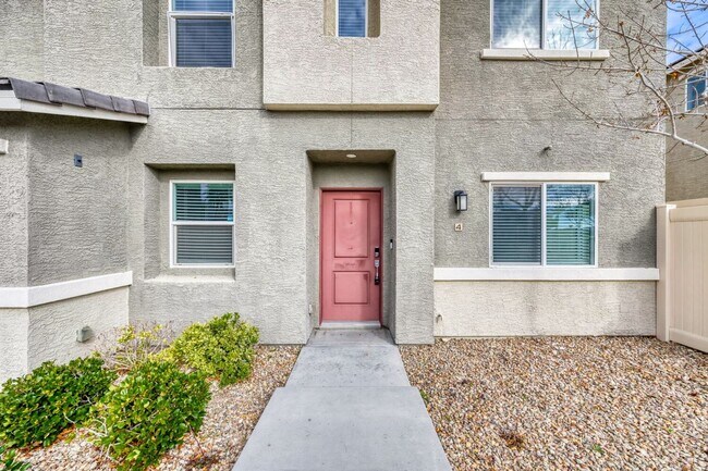 Foto del edificio - Stylish 3-Bed Modern Home Near St. Rose Pkwy + WiFi Included