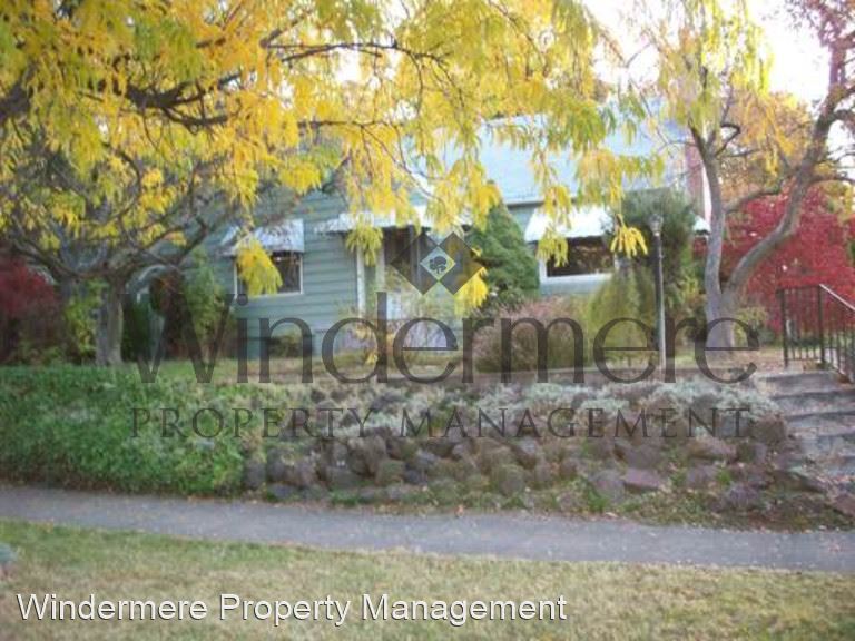 Primary Photo - 3 br, 1.5 bath House - 217 Howard Street