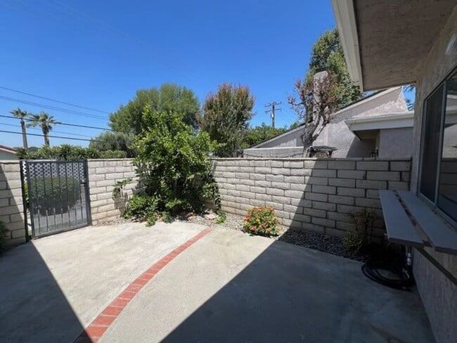 Building Photo - Coming Soon! Single-Story Townhome at Orange Tree Villas – Walk to Loma Linda University