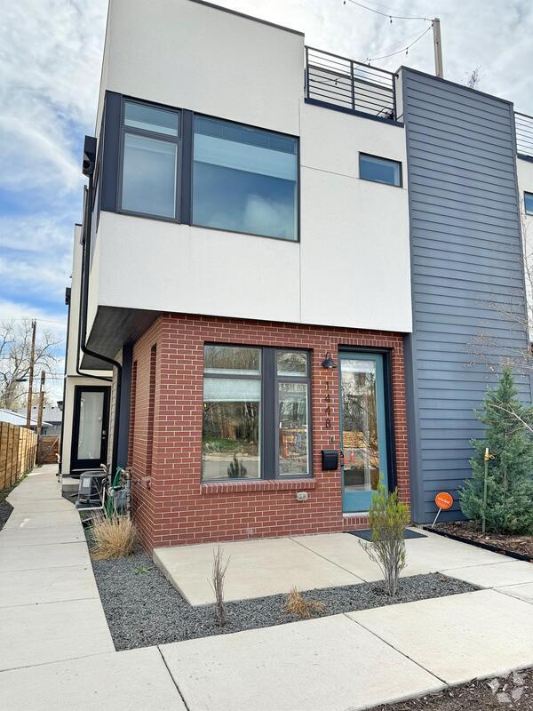 Building Photo - 1448 Xavier St
