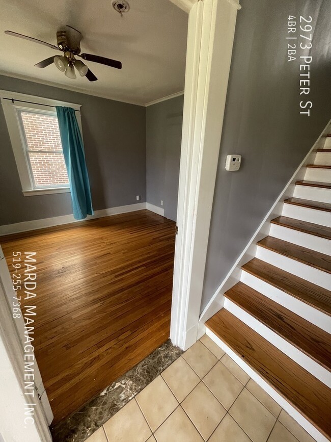 Building Photo - CHARMING 4 BED/2 BATH HOUSE NEAR UofW PLUS UTILITIES! 1/2 MON FREE!!