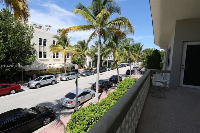 Foto del edificio - 101 Collins Ave