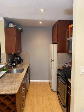 Building Photo - 377 Mandarin Dr