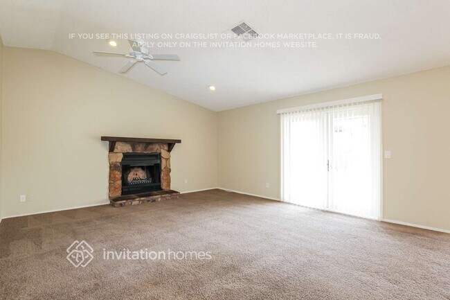 Building Photo - 3538 E Anderson Dr