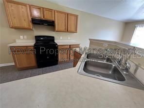 Foto del edificio - 5536 Sycamore Canyon Dr