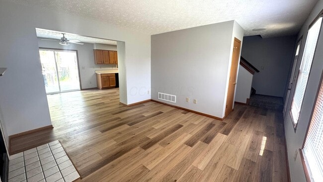 Building Photo - 4348 Shady Meadows Dr