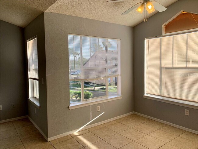 Building Photo - 4105 Tropical Isle Blvd
