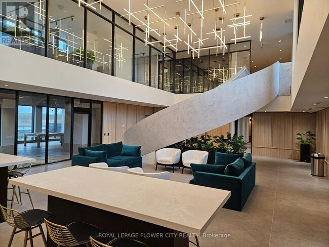 Photo du bâtiment - 3071 Trafalgar Rd