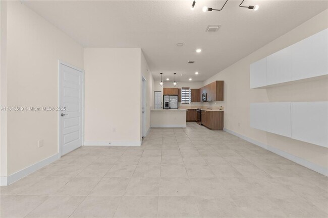 Foto del edificio - 4746 NW 83rd Pkwy
