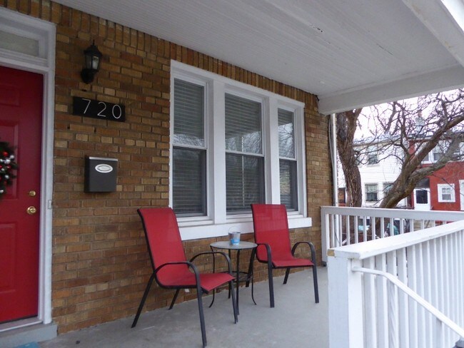 Foto del edificio - 720 Decatur St NW