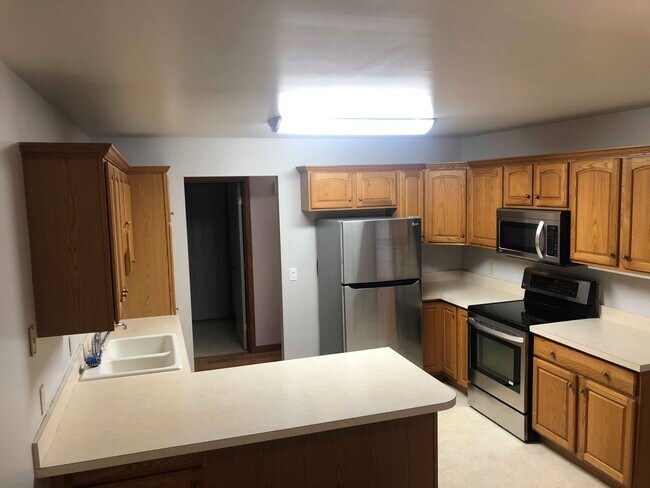 Foto del edificio - 3265 Silverwood Dr