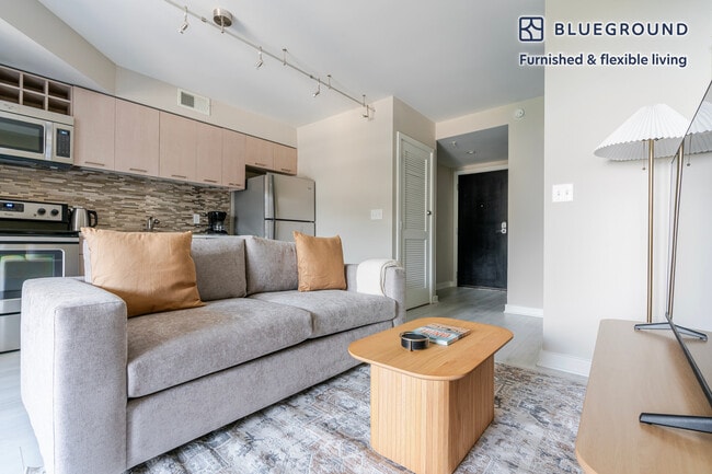 Building Photo - 1510 Clarendon Blvd