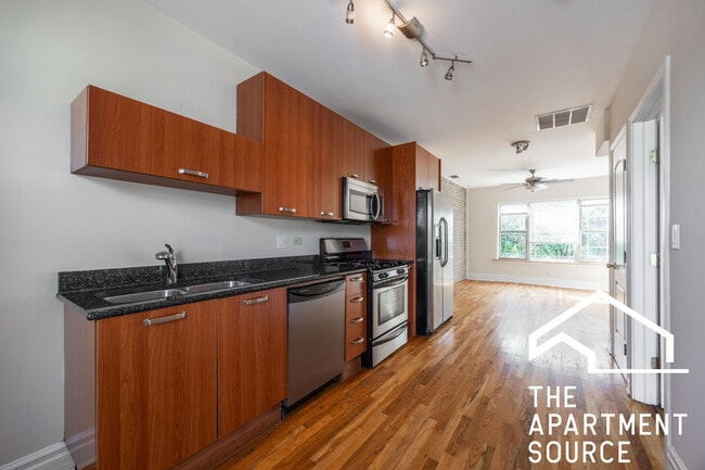 Building Photo - 3650 W Berteau Ave