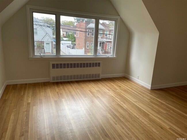 Foto del edificio - 151-60 18th Ave