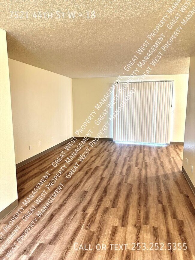Foto del edificio - 7521 44th St W