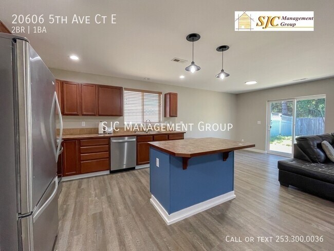 Foto del edificio - 20606 5th Ave Ct E