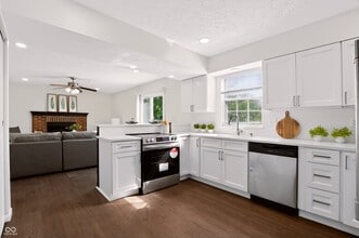 Building Photo - 4749 Rocky Knob Ln
