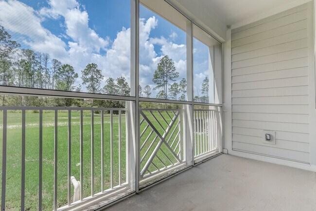 Foto del edificio - The Howell at the Preserve