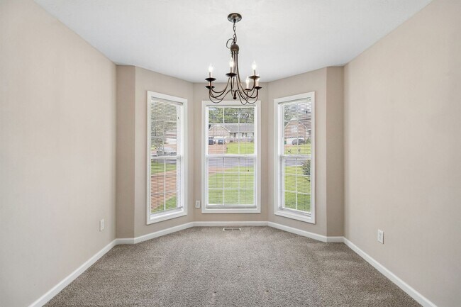 Foto del edificio - 3BR/2BA + Bonus room, home in Thompsons Station, TN
