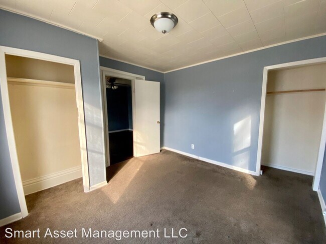 Building Photo - 1336 S 63rd St