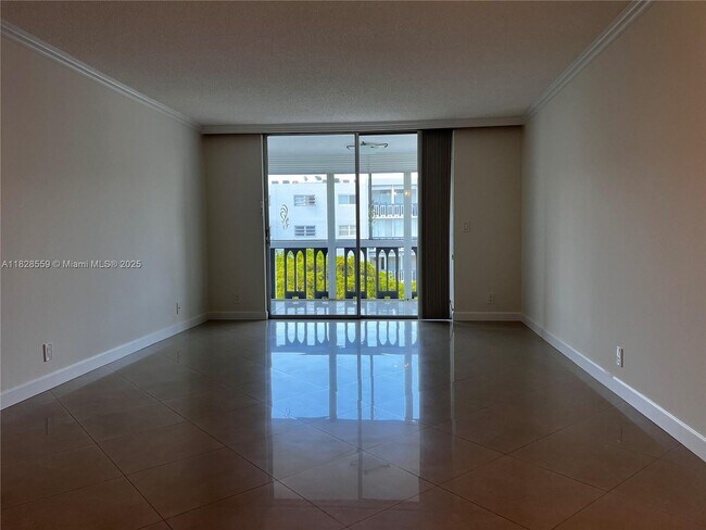 Foto del edificio - 320 NE 12th Ave