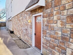 Building Photo - 4713 Virginia Ave