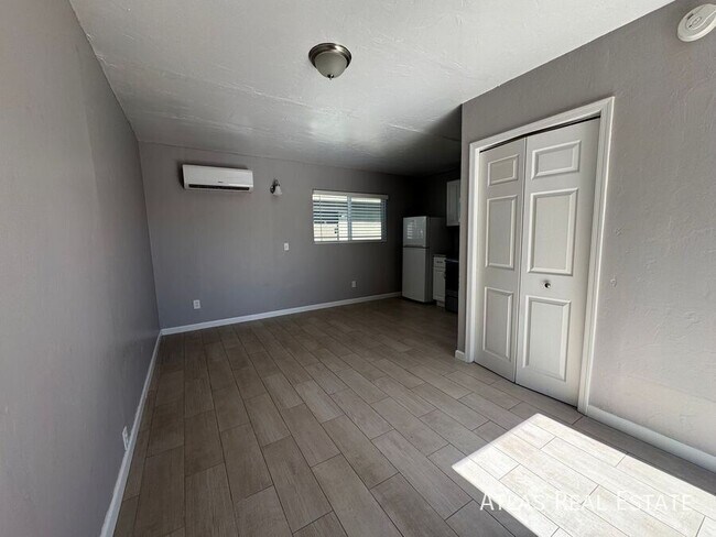 Foto del edificio - 3451 N Flowing Wells Rd