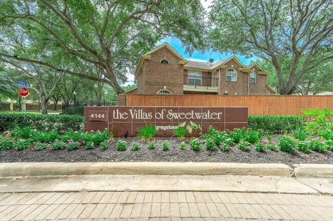 Foto del edificio - 4144 Greystone Way