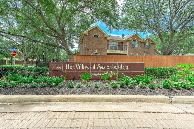 Building Photo - 4144 Greystone Way
