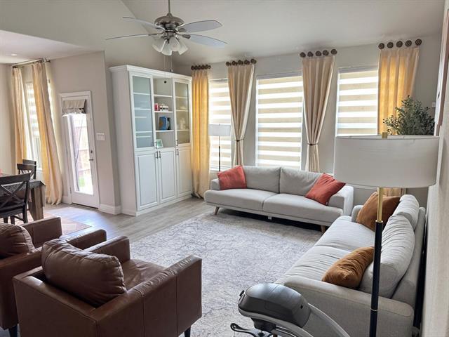 Foto del edificio - 3218 Amber Waves Ln