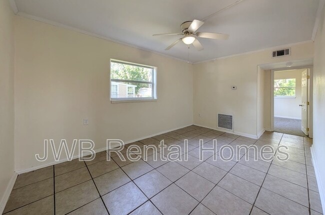 Foto del edificio - 1654 Cortez Rd