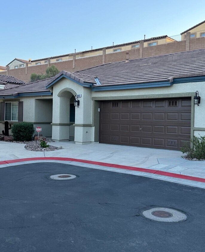 Primary Photo - BEAUTIFUL 2 Bedroom 2 Bath Home