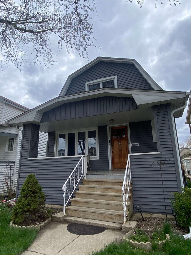 Building Photo - 3512 N Kilpatrick Ave