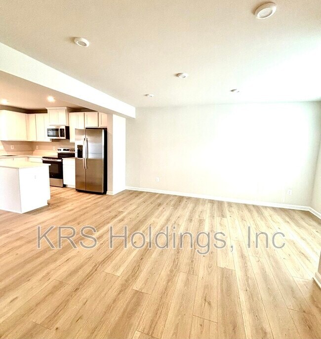 Foto del edificio - 3368 Marble Lp