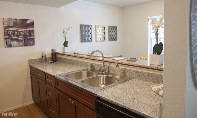 Foto del edificio - 1016 W Stassney Ln