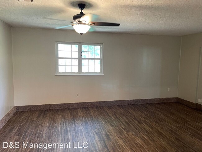 Foto del edificio - 3 br, 2 bath House - 22 Marigold Dr