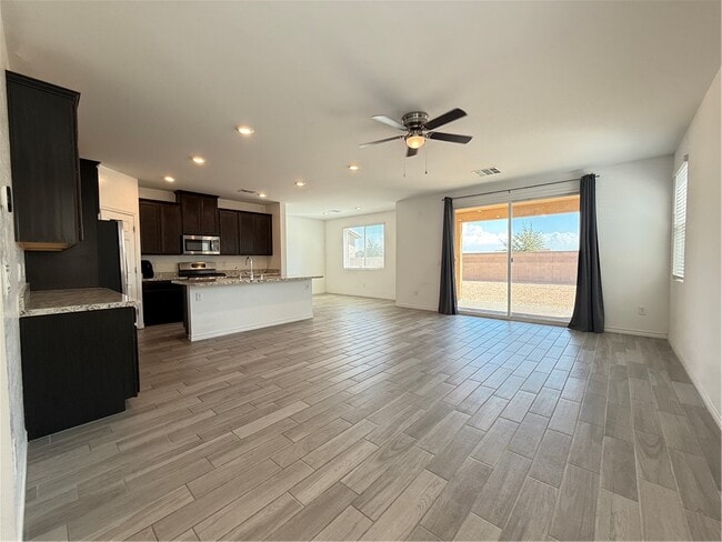 Building Photo - 9980 Perth Ct