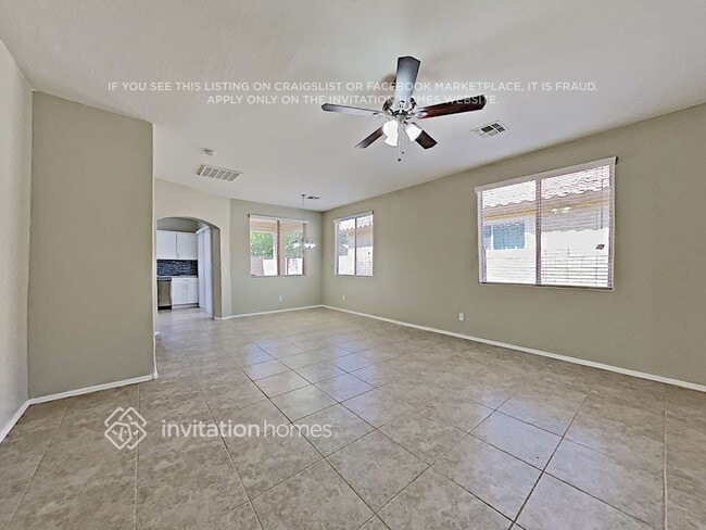 Foto del edificio - 12605 W Cercado Ln