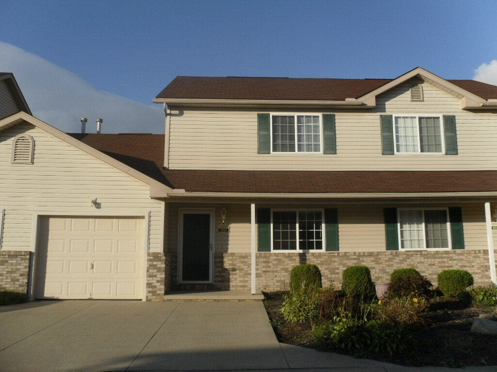 807 Orchard St, Wadsworth, OH 44281 Condo for Rent in Wadsworth, OH