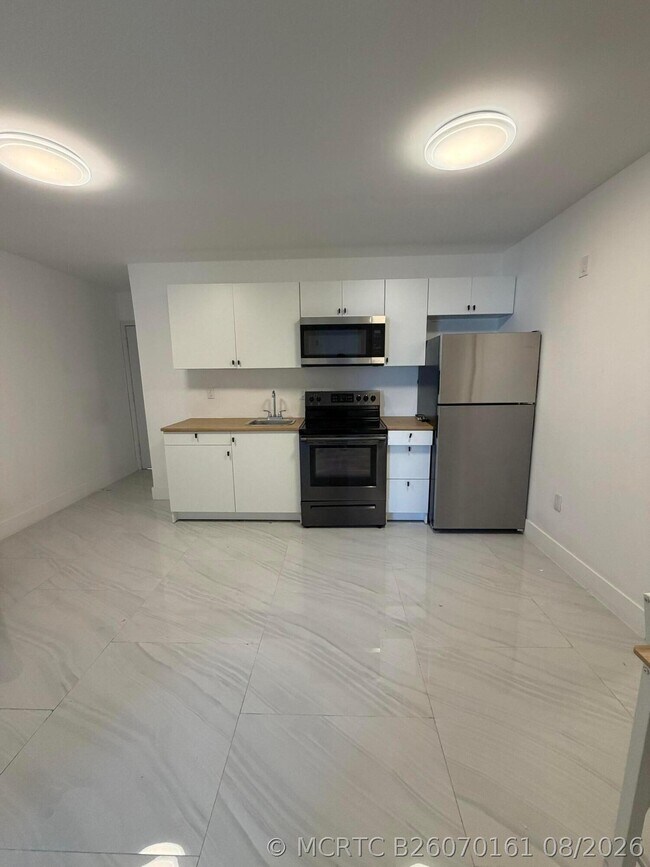 Building Photo - 8211 Biscayne Blvd