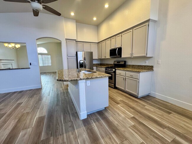 Foto del edificio - Gorgeous single story home!!