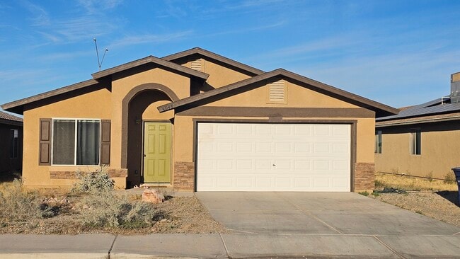 Building Photo - 3648 S Desert Oasis Dr