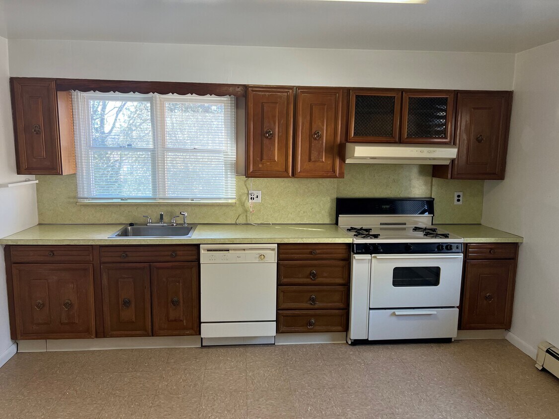 Kitchen - 18 King St