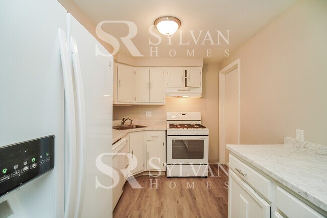 Foto del edificio - Turn the key. Enter. Smile. Repeat every day!