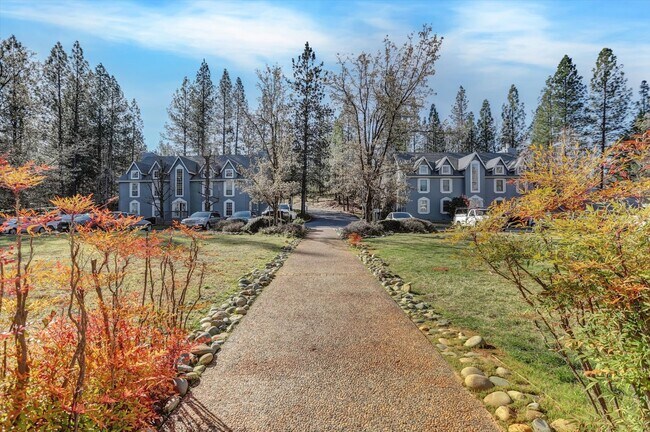 Patio central - Gold Creek Village