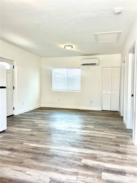 Foto del edificio - 17205 Saticoy St