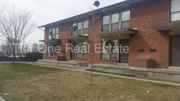 Primary Photo - 2740 S Edison St