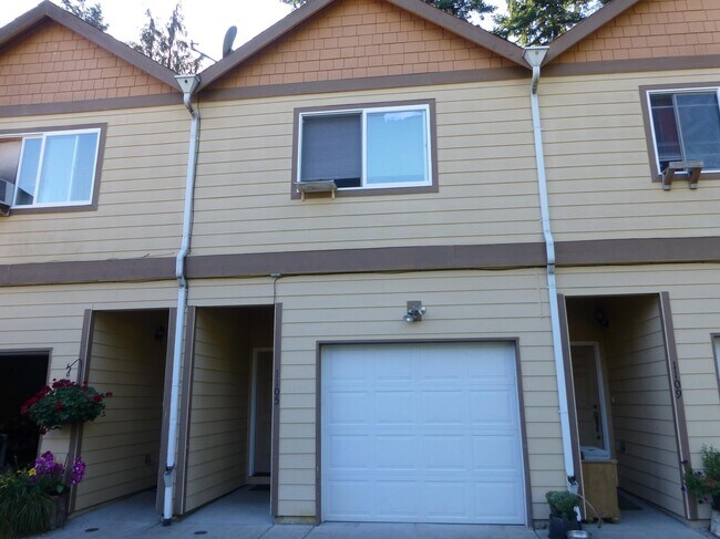 Foto del edificio - 1105 NE 106th Ave