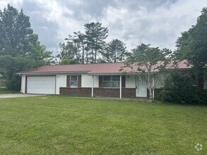 Building Photo - 355 Highland Ln