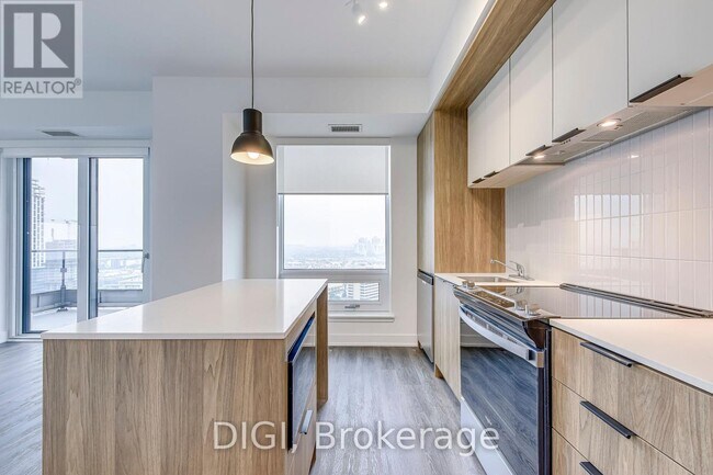 Building Photo - 185-3185 Enfield Pl